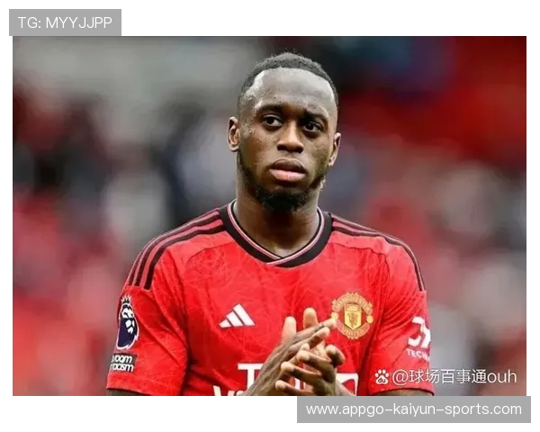 曼联万比萨卡：卡位与拦截训练的完美演绎