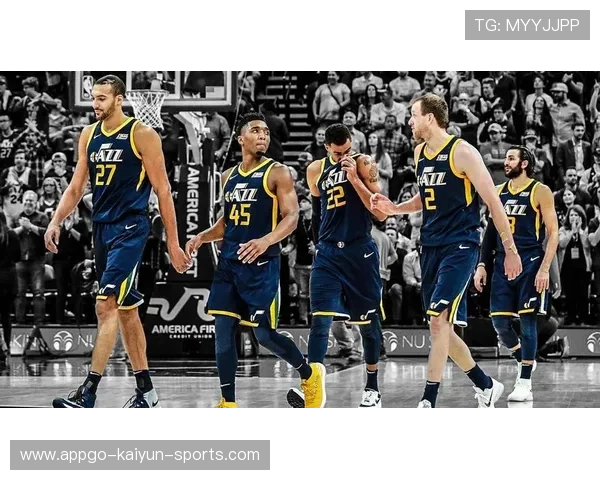 爵士重回季后赛节奏，焕发辉煌新生