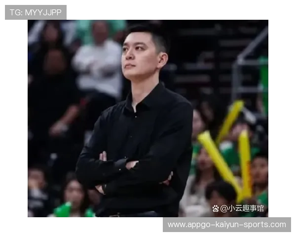 杨鸣谈质疑 球员们充满斗志，杨鸣主帅挑战